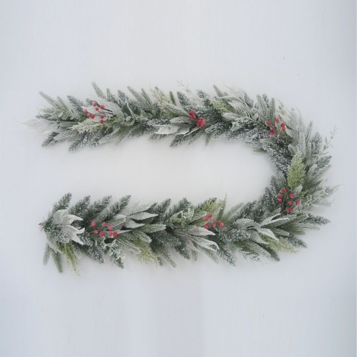 210cm Diara Garland with 112 Tips, Berries and Snow main product photo